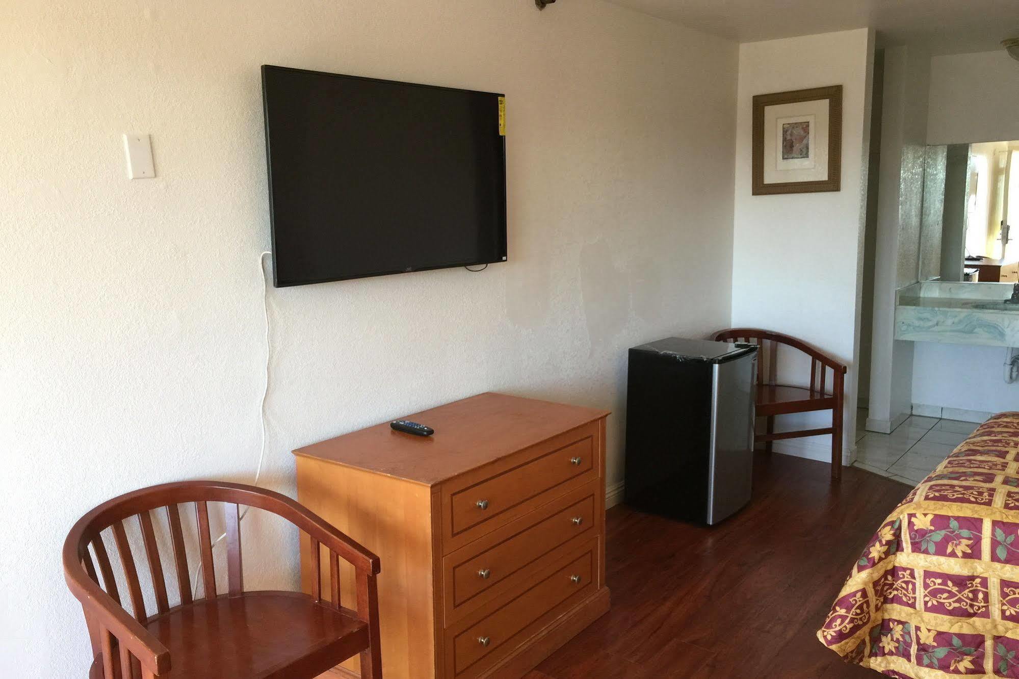 Budget Inn El Monte Dış mekan fotoğraf